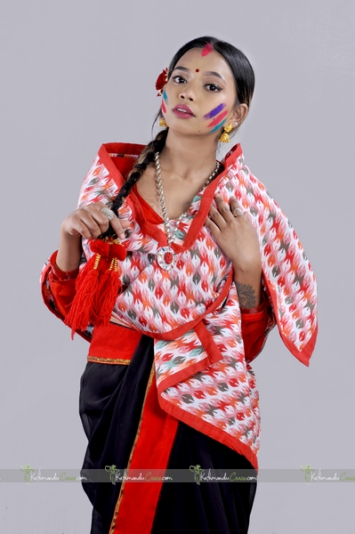 Aakriti Sundas – Gallery 1